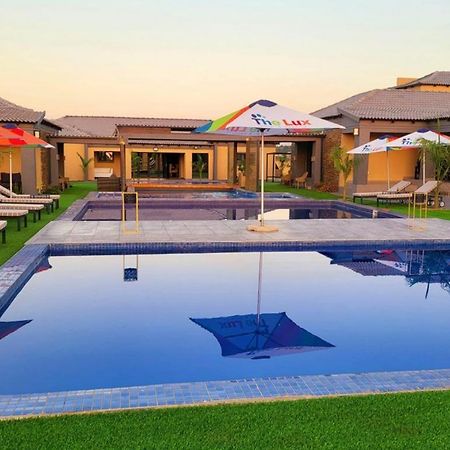 The Lux Hotel And Resorts Louis Trichardt Buitenkant foto